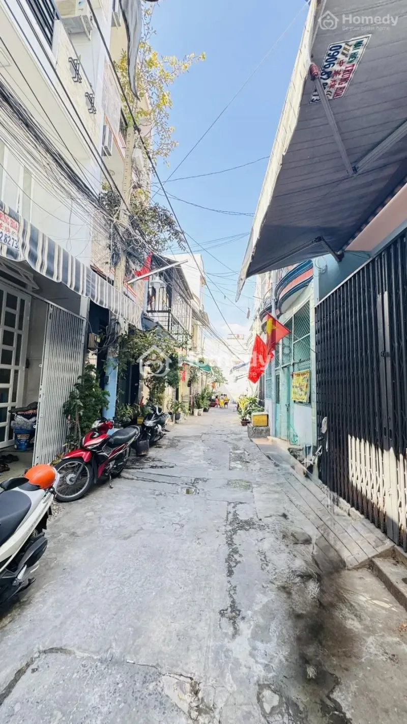 Nhà Ngay Chợ Tân Hương - Nguyễn Súy. Hiếm Bán, Chỉ Một Căn Duy Nhất, Giá Tốt Chỉ 4,6 Tỷ