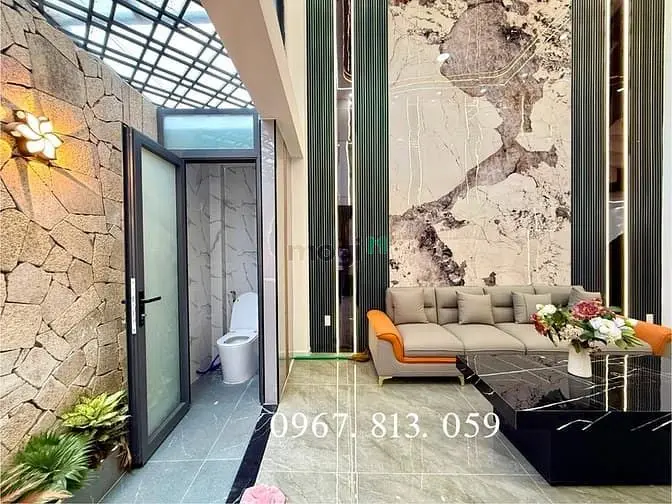 Nhà Mới Đường Xe Hơi, Dt:4X14M, Lửng, 3Lầu, 4Pn, P.thờ, P.xông Hơi, St