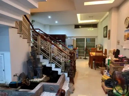 Cho Thuê Nhà Nguyên Khu Dân Cư 6B Intresco Phạm Hùng - 3T - 4 Pn - 4Wc Giá 18Tr Tổng, Dt Sàn: 350M2