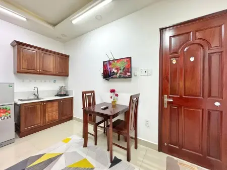 Căn Hộ Full Tiện Nghi Ngay Cmt8 Cho Thuê