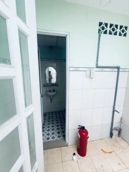 Nhà Nguyên Căn Cho Thuê Giá 12Tr/Th 4X20M Tại Tân Phú