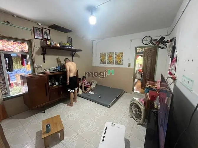 Bán Căn Tập Thể Chính Chủ Tầng 5 Ngõ 3 Vạn Phúc Ba Đình Đối Diện Đại S