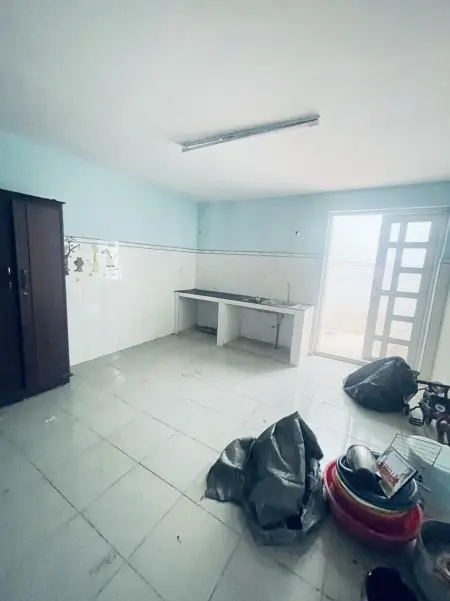 Nhà Nguyên Căn Cho Thuê Giá 12Tr/Th 4X20M Tại Tân Phú