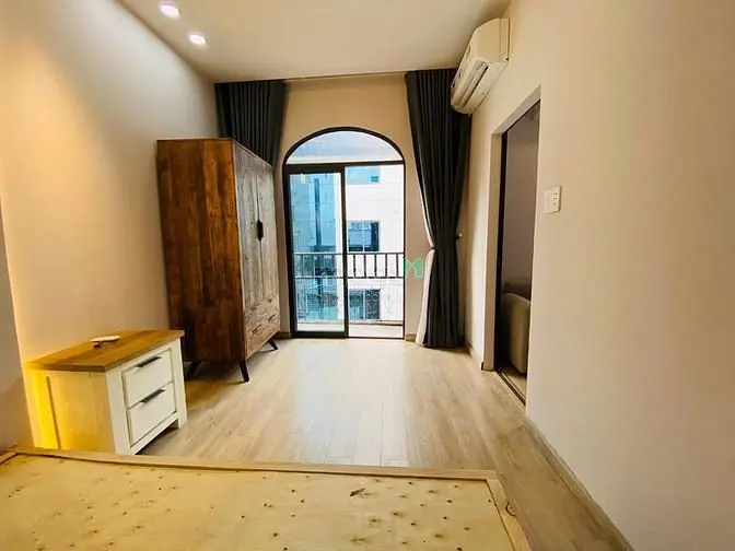 Căn Hộ Ban Công Cao Cấp Tại Ngã Tư Hàng Xanh Ưu Tiên Văn Phòng