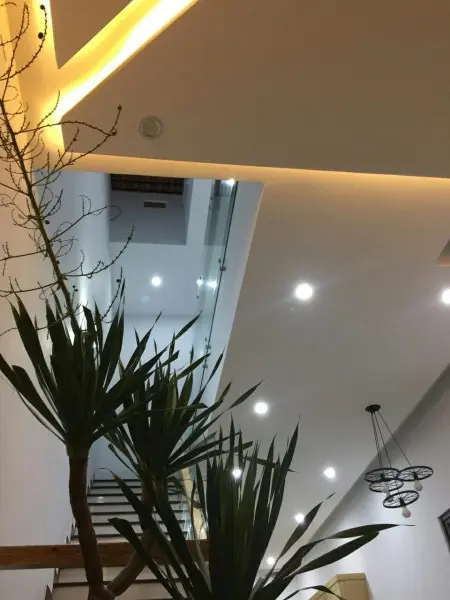 Cho Nữ Thuê Phòng Cao Cấp Gía Rẻ