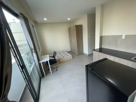 Phòng Trống Sẵn Bancol Ngay Thanh Đa, Hutech,Ngoại Thương,Hàng Xanh