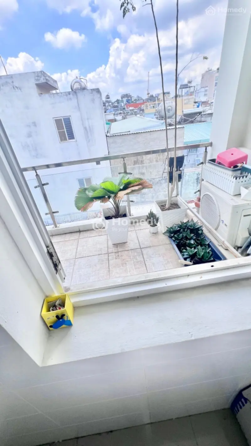 Cho Thuê Phòng Quận 1 Có Cửa Sổ, Ban Công Thoáng Mát, Sạch Sẽ