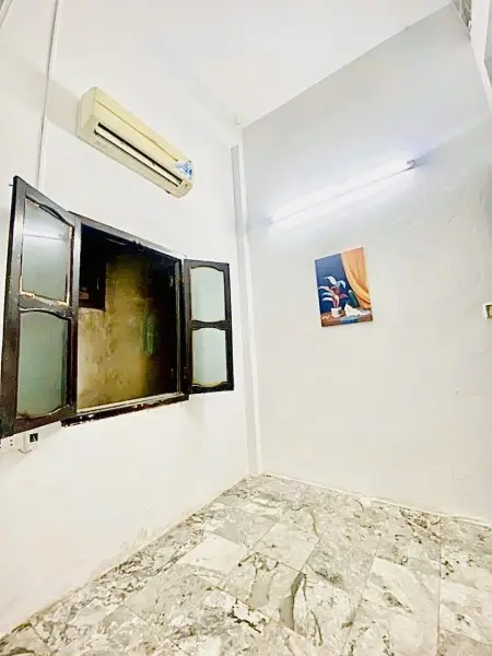 Cho Thuê Phòng Trọ 20M2 Nguyễn Chí Thanh, Đống Đa, Hn