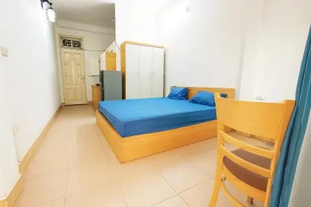 Phòng Tầng 2, Rộng Rãi, Ban Công Thoáng, Đủ Đồ