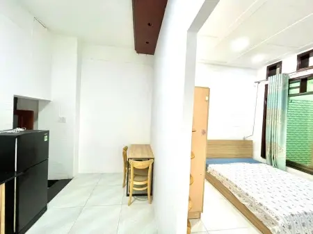 Cho Thuê Căn Hộ 40M2 Sân Sau Giếng Trời Thoáng Mát Ở Bạch Đằng Bình Thạnh Giáp Q1,Q2 -Lh: 0334998413