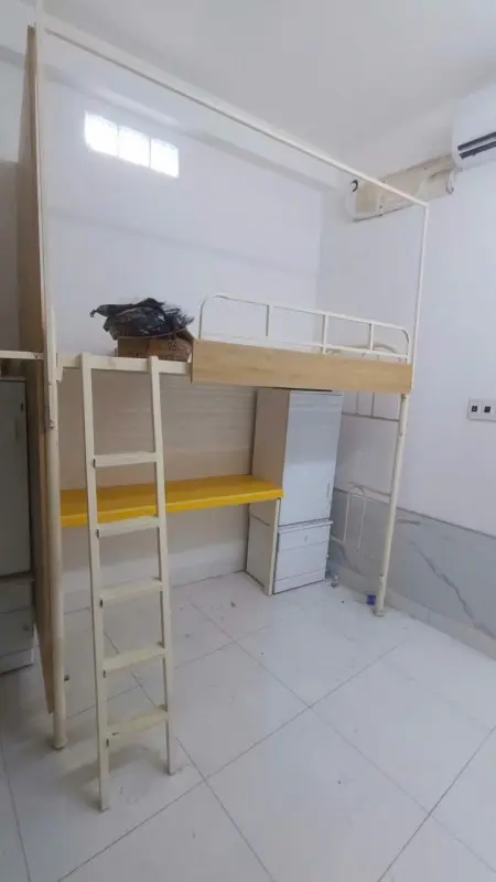 Ký Túc Xá Miniduplex Bàn Học To Xóm Chiếu Đh Nguyễn Tất Thành - Đh Luật - Ufm Từ 1Tr6