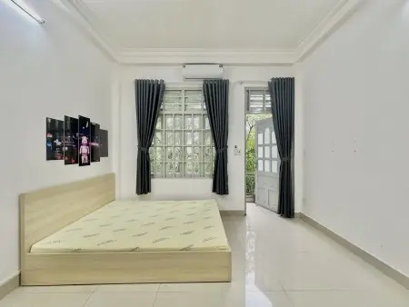 Nội Thất Cơ Bản - Ban Công - Cửa Sổ Lớn - Nguyễn Văn Khối