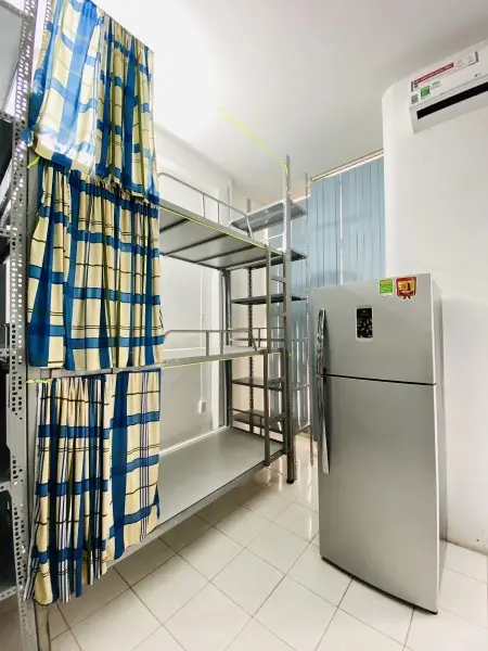 Ở Ghép Bao Để Xe, Giặt Sấy, Điện Nước 1Tr3 ( Cam Kết Không Phát Sinh )