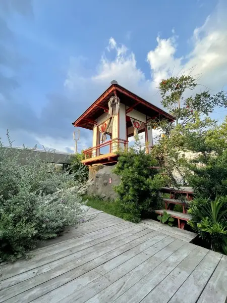 Cho Thuê Mặt Bằng Rộng, Có Sẵn Bối Cảnh Sân Vườn