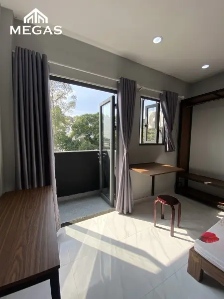 Cho Thuê Căn Hộ Full Nội Thất Có Ban Công Tại Ngã Tư Bình Thái