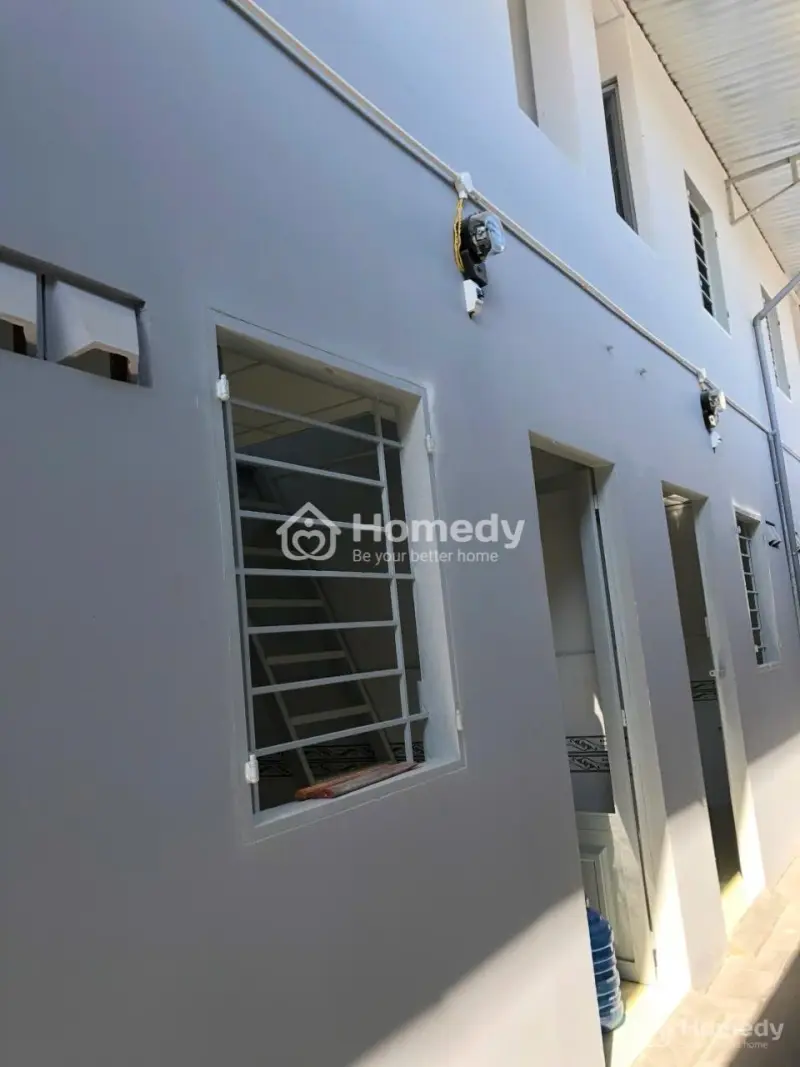 Phòng Mới ,Đẹp, Sáng, Thoáng Mát, Yên Tĩnh, An Ninh Tốt, Có Đồng Hồ Điện Nước Riêng.