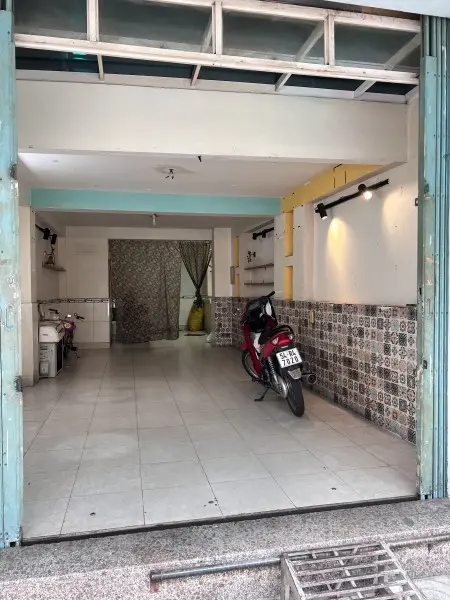 Mặt Bằng Cho Thuê Gần Công Viên Gia Định, Thuận Tiện Đi Lại