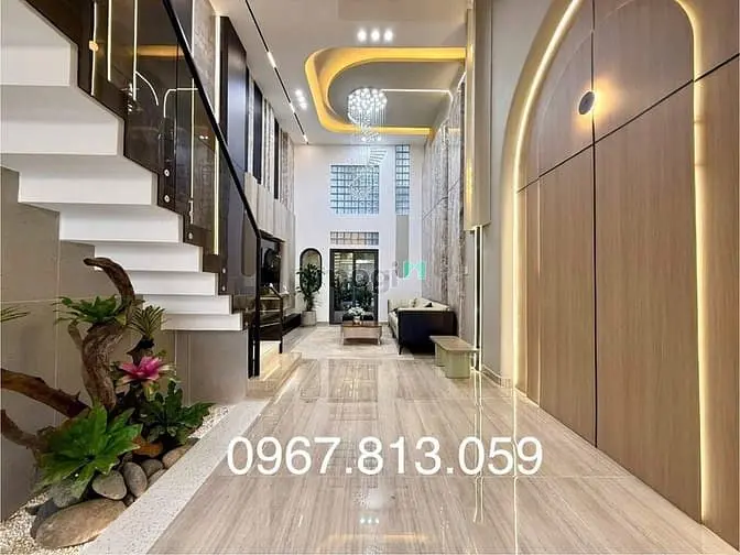 Nhà Đường Thông Xe Hơi, Dt:4X15,5M, Lửng, 3 Lầu, 4Pn, Gara Ô Tô, S.thg