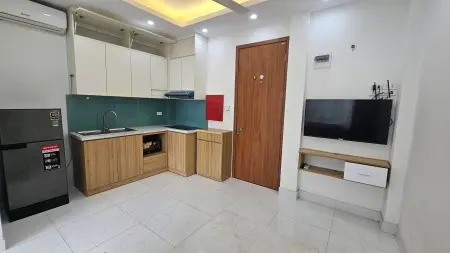 Cho Thuê Ccmn Tại Đội Cấn - Ba Đình️ngõ 195 Đội Cấn ( Ô Tô Đỗ Cửa )