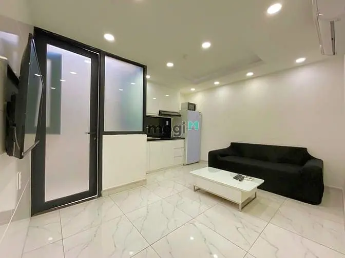 Căn Hộ 2 Phòng Ngủ 2 Toilets Thang Máy Hầm Xe Có Bảo Vệ Ngay Quận 3