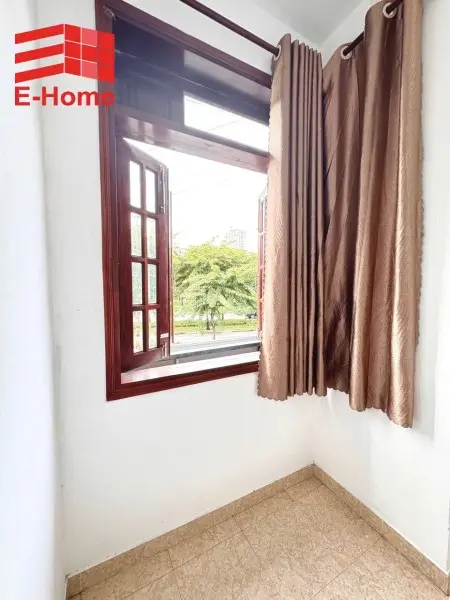 Căn Hộ Ban Công Thoáng Mát Ngay Đầu Đường Trần Não