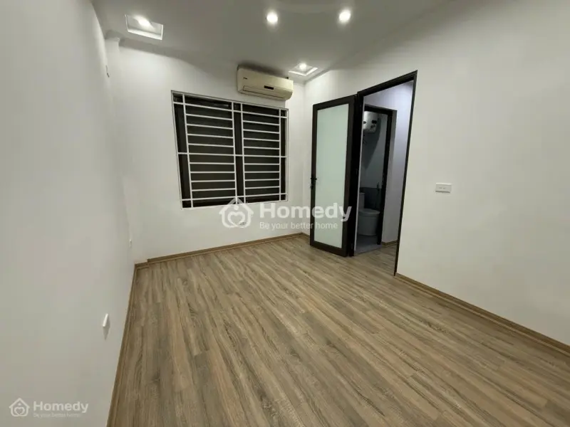 Chính Chủ Bán Nhà Ngõ 559 Kim Ngưu, Hbt, 5 Tầng, 3 Ngủ, Đủ Công Năng, Chỉ 5,2 Tỷ