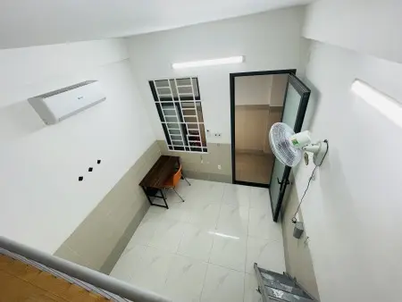 Duplex Gác Cao 1M6 - Phòng Có Thang Máy, Máy Lạnh, Máy Giặt Chung - Cửa Vân Tay - Hầm Xe