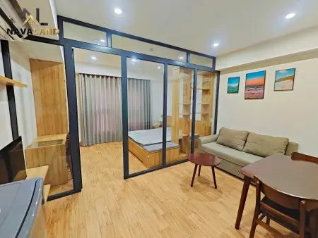 Chính Chủ Cho Thuê Căn Hộ Studio 40M2 Full Khu Đội Cấn