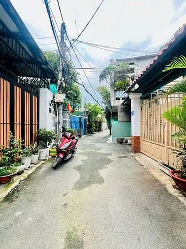 Bán Đất Thổ Cư Quận 2. Mặt Tiền Đường Ô Tô Cách Nguyễn Duy Trinh 150M