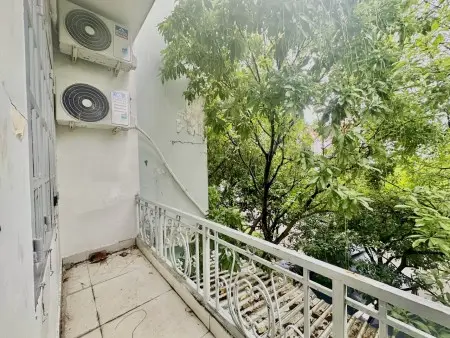 Nội Thất Cơ Bản - Ban Công - Cửa Sổ Lớn - Nguyễn Văn Khối