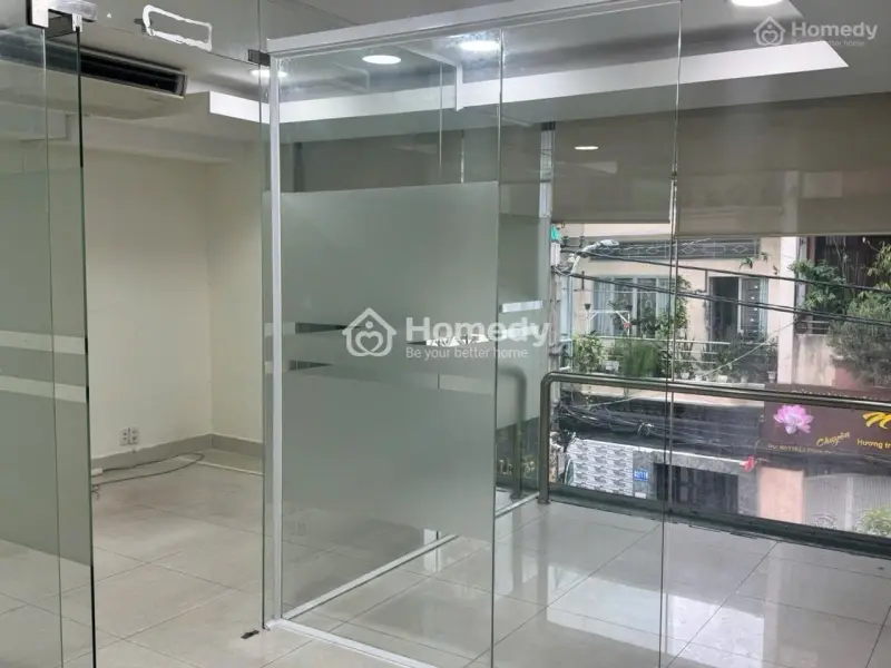 Cho Thuê Văn Phòng Nam Kỳ Khởi Nghĩa, 50M2, Giá 19 Triệu, Tầng Trệt, Gửi Xe Free, Ll: 0933722***