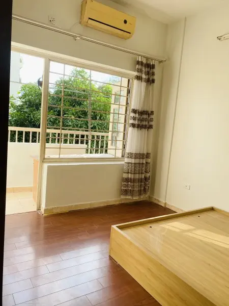 Cần Cho Thuê Căn 404 Ct5A Kđt Mễ Trì Hạ 2 Ngủ1 P Khách, 1 Bếp, 1 Vs Đủ Đồ, Vừa Sơn Sửa Lại Sạch Đẹp