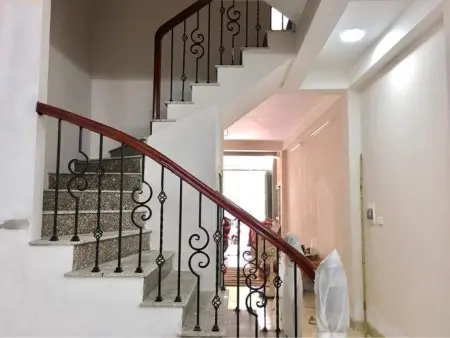 Cho Thuê Nhà Làm Văn Phòng, Cửa Hàng Kinh Doanh, Shop,.. . Tầng 1 + 2