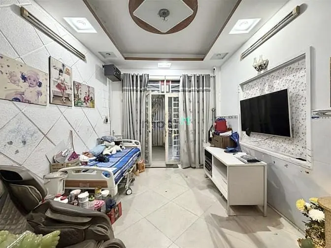 Phú Nhuận- Nguyễn Đình Chiểu- Khu Phân Lô- Hẻm Xe Hơi Gần Mặt Tiền-5Pn