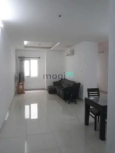 Giá 10Tr, Căn Hộ 3P Ngủ, C/C Ruby, P15, Tân Bình