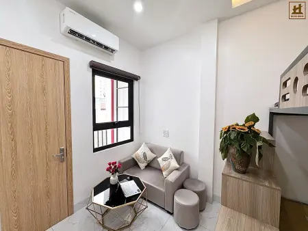 73 Hoàng Ngân - Giường Tầng Full Nội Thất - Ngay Gần Ga Láng, Royal