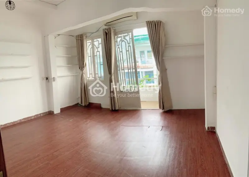 Cho Thuê Mặt Bằng Phòng Lầu 3 Trong Phức Hợp Quận 10