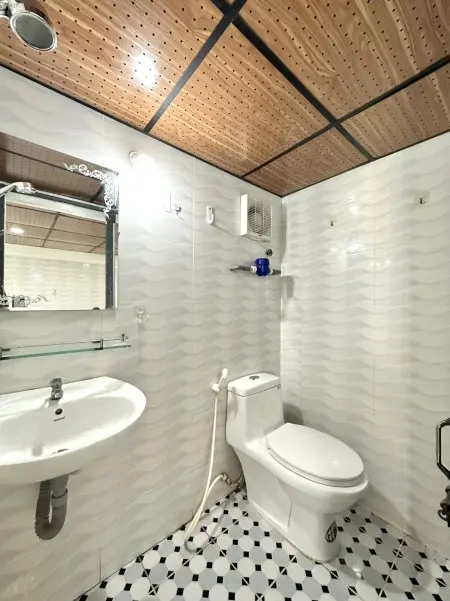 Phòng Gác Lửng Đẹp, Cửa Sổ Thoáng Full Nội Thất Ngay Ngã Tư Hàng Xanh, Đh Hutech