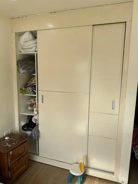 Cho Thuê 1 Phòng Trong Chung Cư Hòa Bình Green, Khu Vực Hai Bà Trưng