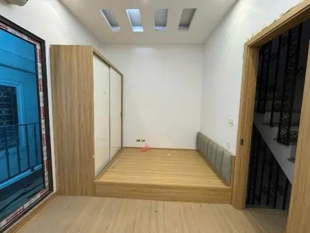 Cho Thuê Nhà Nguyên Căn Full Nội Thất Ngay Ngõ 43 Phố Chùa Bộc