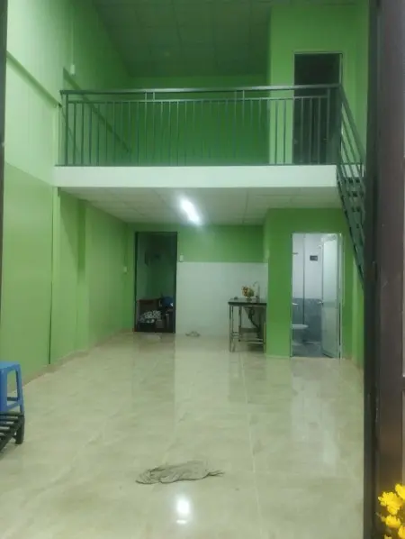 Nhà Giá Rẻ Cho Thuê Gần Chợ Bà Hoa,