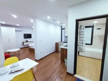 Chính Chủ Cho Thuê Căn Studio 40M2 Có Máy Giặt Riêng Khu Đào Tấn