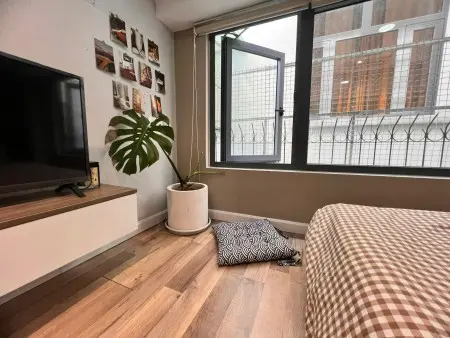 Duplex 1 Phòng Ngủ Gác Cao 1M7 Có Thang Máy Ngay Đường Hoa Mai, Q. Phú Nhuận