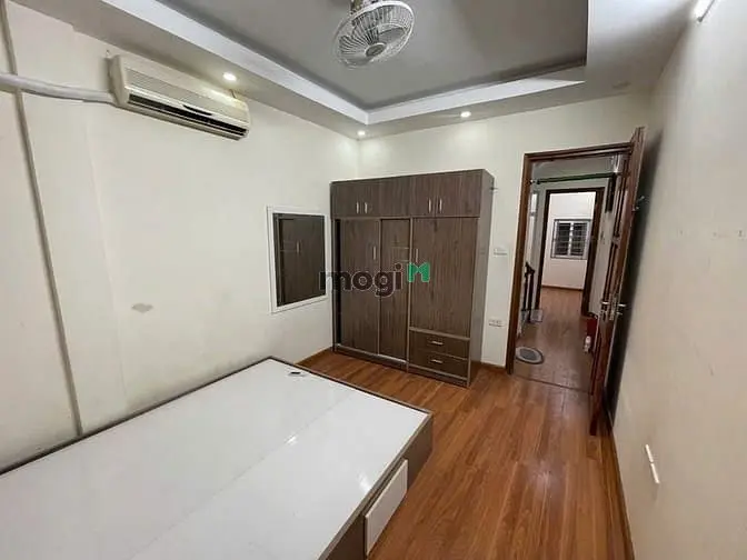 Cho Thuê Nhà Ngõ 36 Hoàng Ngọc Phách 50M X5T Ô Ô Đỗ Cửa