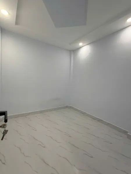 Nhà Nguyên Căn Ni Sư Huỳnh Liền Gần Lạc Long Quân Lý Thường Kiệt Âu Cơ