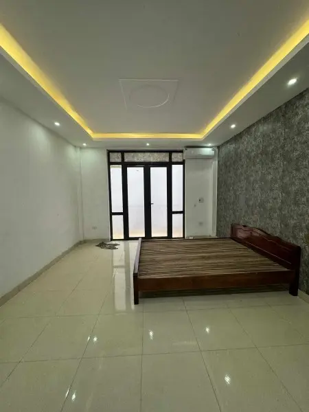 Trống 2/3P Trong Nhà Nguyên Căn Ko Thu Thêm Phí Dv, Có Đủ Đồ Bếp Giường Tủ Đh Nóng Lanh Mỗi Phòng