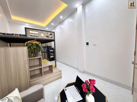 73 Hoàng Ngân - Giường Tầng Full Nội Thất - Ngay Gần Ga Láng, Royal