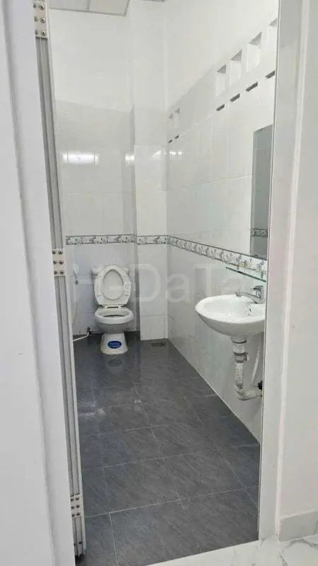 Cho Thuê Nhà Mặt Tiền Trần Thị Nghỉ P7, 4.5X12M, Trệt Lầu, 2Pn2Wc, 20Tr