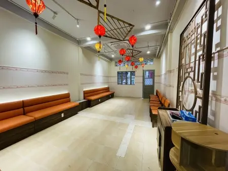 Cho Thuê Phòng Lầu 2, 11M2, 3,5Tr, 784 Nguyễn Trãi, Q5, Hcm