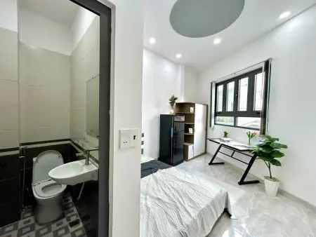 Cho Thuê Phòng Mới Xây Có Cửa Sổ Thoáng Khí Kế Bên Lotte, 10P Tới Sân Bay